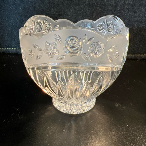 Oneida SOUTHERN‎ GARDEN Crystal Potpourri Bowl Votive Candle Holder-3.75”X3.75” - Picture 5 of 8